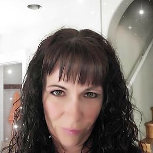 Meet your Posher, Deanna